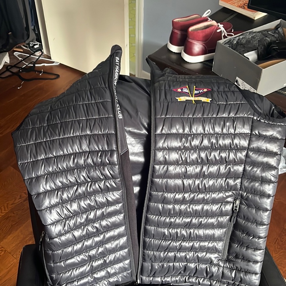 BHYC- Vest